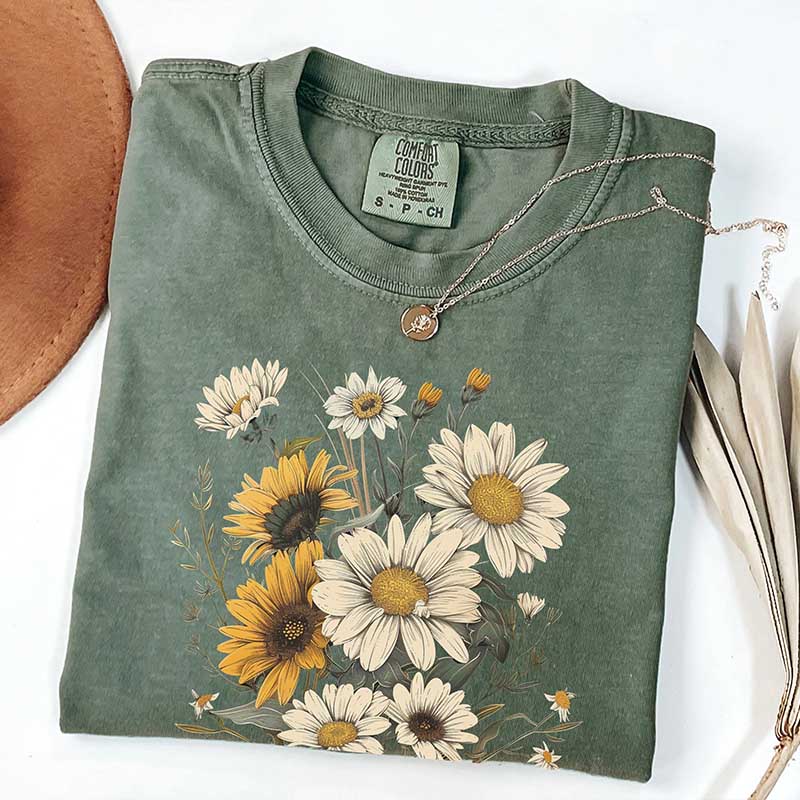 Vintage Style Wildflowers Sunflowers T-Shirt