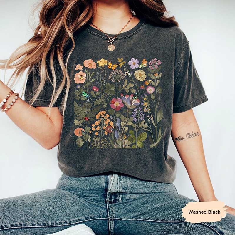 Cute Lady Gardener Floral T-Shirt