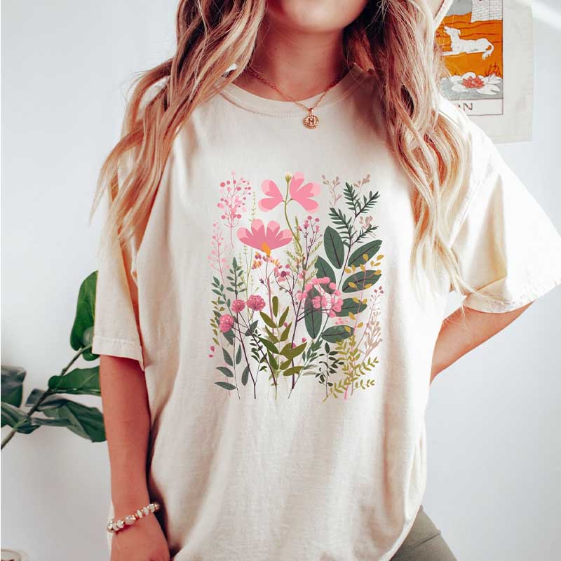 Summer Pink Flowers Comfort Colors Minimalist T-Shirt