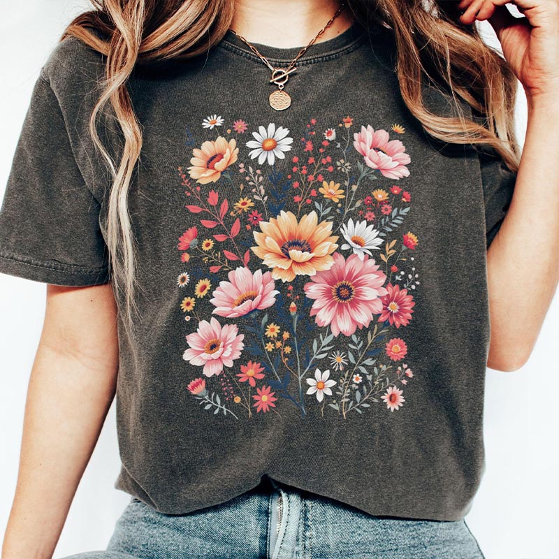 Pressed Flowers Vintage Wildflowers Mom T-Shirt