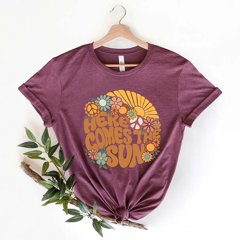 Retro Summer  Here Comes The Sun T-Shirt