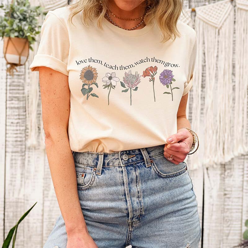 Wildflower Retro Team Teachers T-Shirt