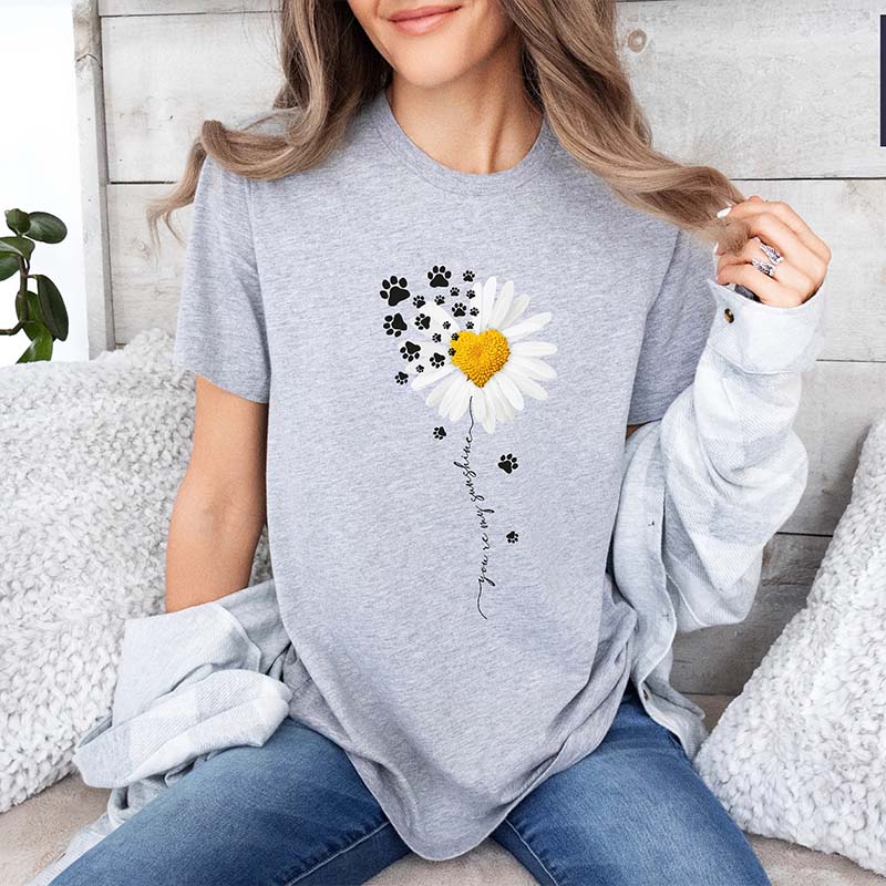 Dog Mom Daisy Flower T-Shirt