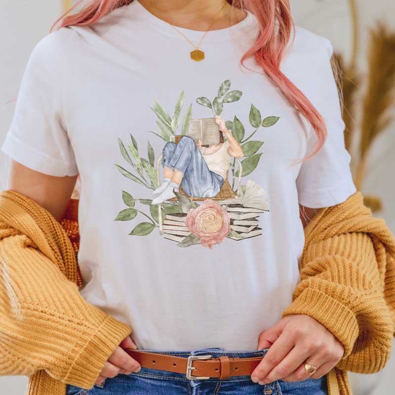Girl Reading  Booklover T-Shirt