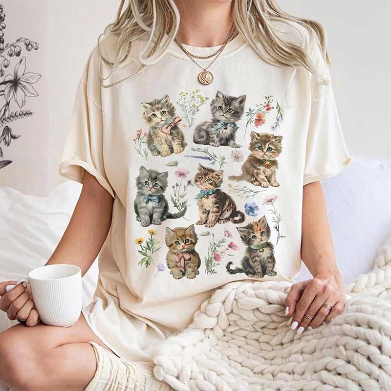 Comfort Colors Retro Kitten Cat Flowers T-Shirt