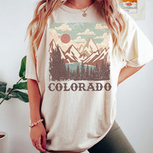 Colorado  Retro Travel Rocky Mountains T-Shirt