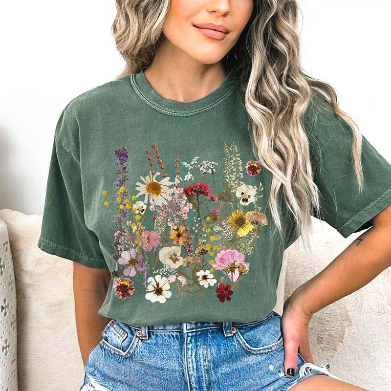 Pressed Flower Summer Aesthetic T-Shirt