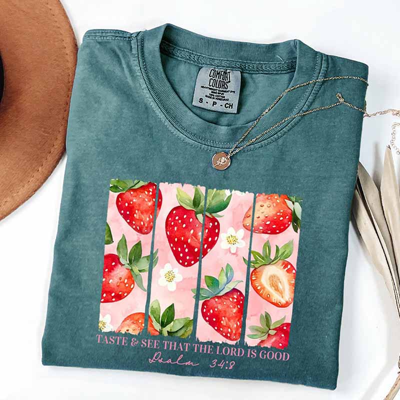 Cute Strawberry Summer Botanical T-Shirt
