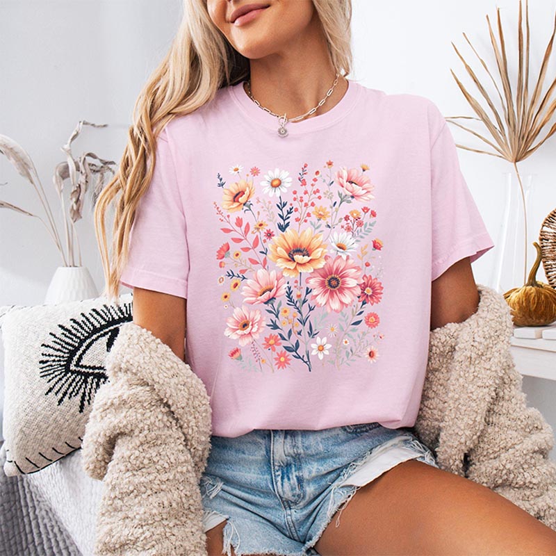 Pressed Flowers Vintage Wildflowers Mom T-Shirt