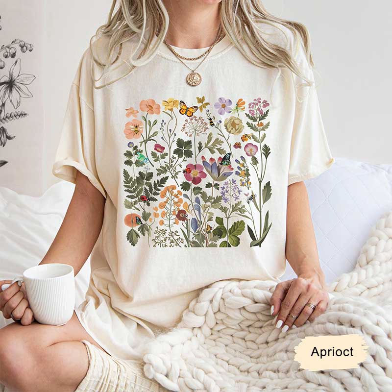 Cute Lady Gardener Floral T-Shirt