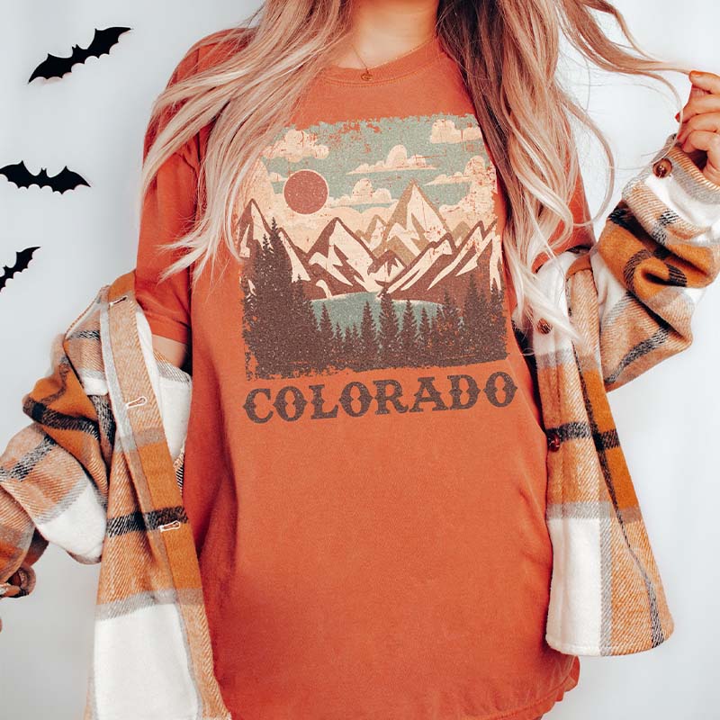 Colorado  Retro Travel Rocky Mountains T-Shirt