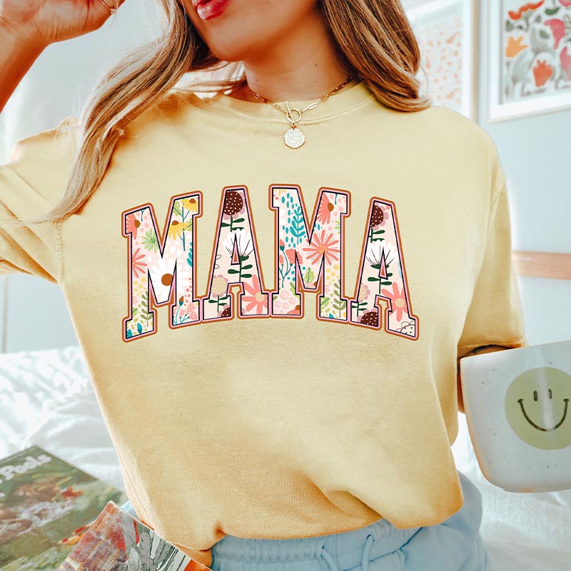 Vintage floral Mama Strong Woman T-Shirt