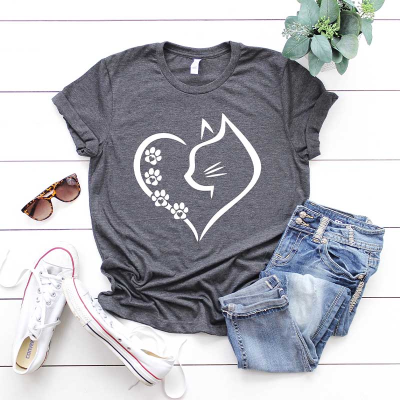 Cat Heart Owner Mom T-Shirt