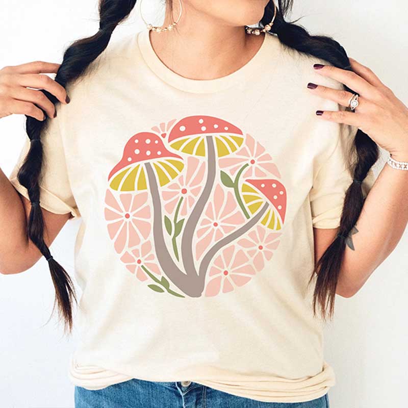 Hippie Mushroom Toadstool Floral Retro T-Shirt