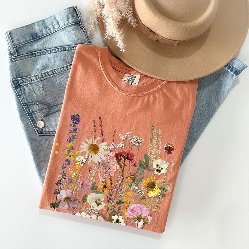 Pressed Flower Summer Aesthetic T-Shirt