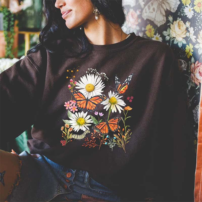 Monarch Butterfly Daisies Sweatshirt