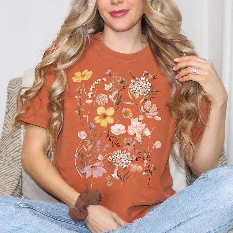 Pressed Flowers Vintage Nature Lover T-Shirt
