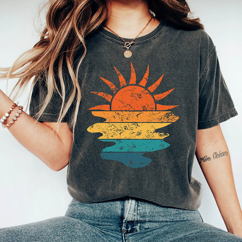 Colors Retro Sunset Rays Wavy T-Shirt