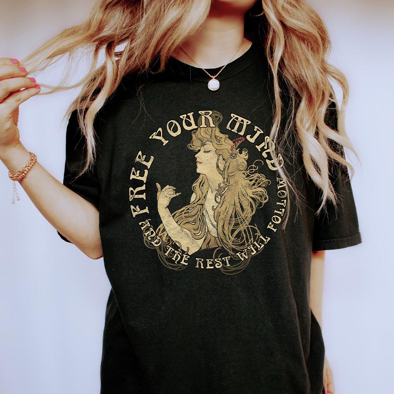 Free Your Mind Retro Nouveau T-Shirt
