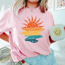 Colors Retro Sunset Rays Wavy T-Shirt