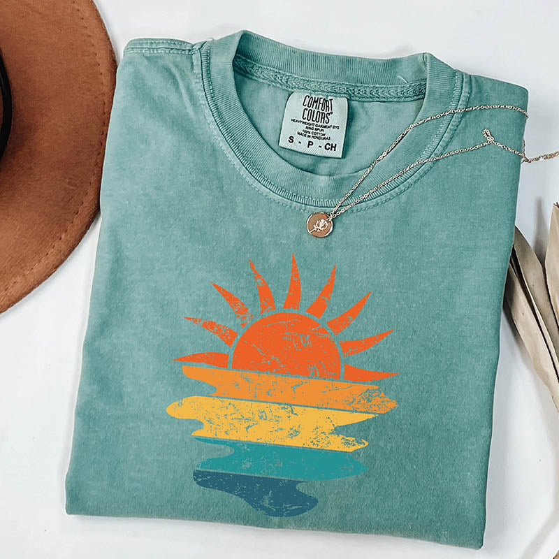 Colors Retro Sunset Rays Wavy T-Shirt
