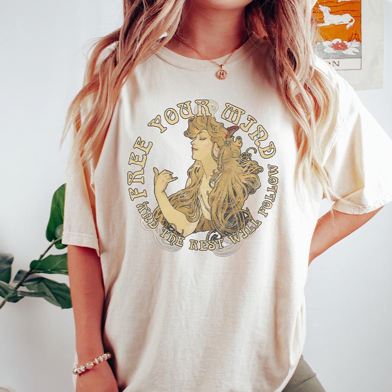 Free Your Mind Retro Nouveau T-Shirt