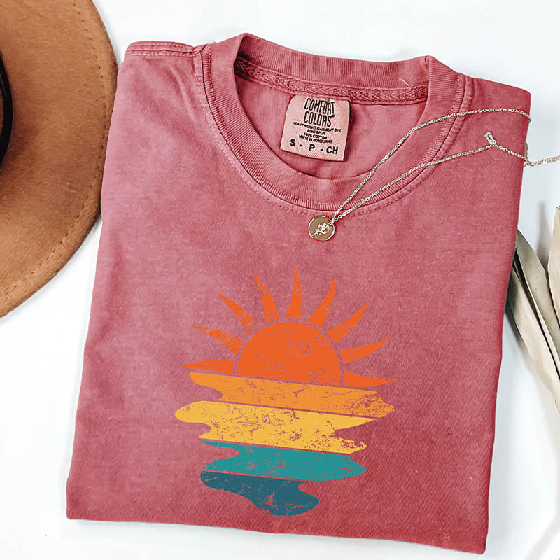 Colors Retro Sunset Rays Wavy T-Shirt