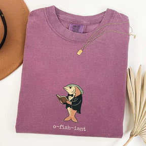 Funny Officiant Gift for Fisherman O-fish-iant T-Shirt