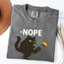 No Kings In USA Black Cat Kicking Crown T-Shirt