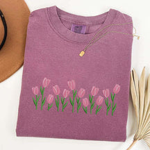 Cute Minimalist Tulip T-Shirt
