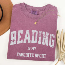 Retro Reading Is My Favorite Sport Cute T-Shirt