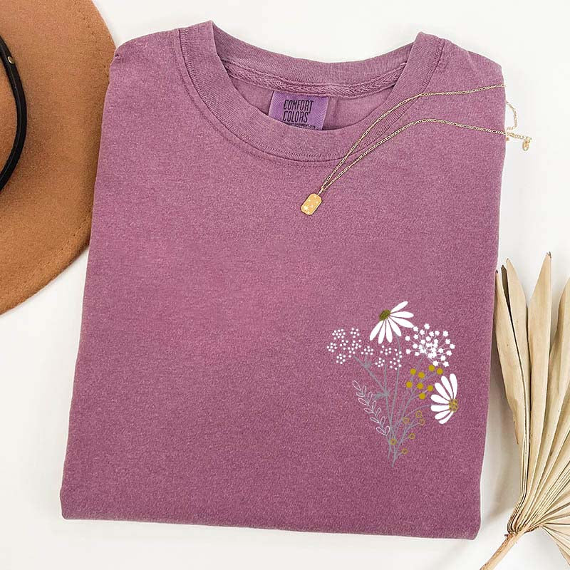 Minimal Daisy Flower T-Shirt