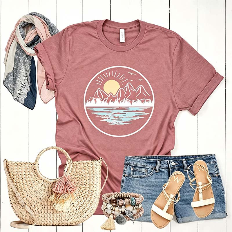 Mountain Lake Graphic Simple T-Shirt