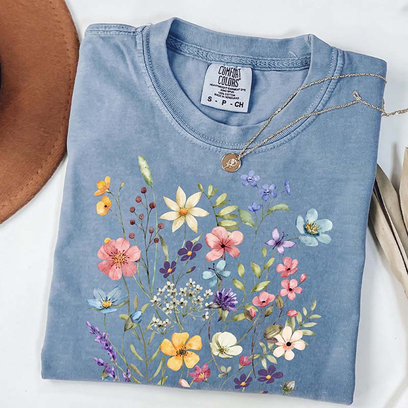 Retro Summer Floral Vibes  T-Shirt