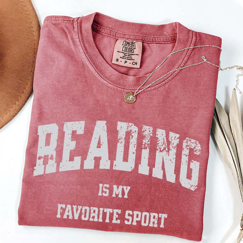Retro Reading Is My Favorite Sport Cute T-Shirt