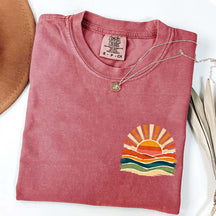 Vintage Sea Retro Ocean Sun Summer T-Shirt