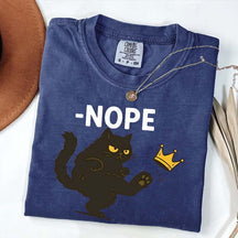 No Kings In USA Black Cat Kicking Crown T-Shirt