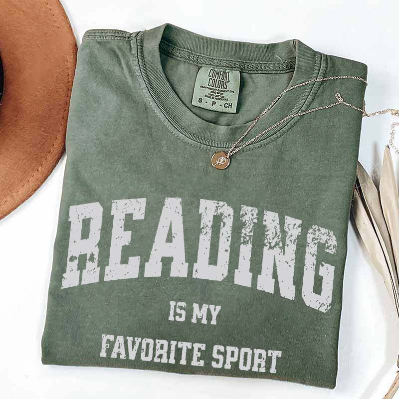 Retro Reading Is My Favorite Sport Cute T-Shirt