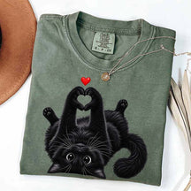 Cute Black Cat Heart Paws T-Shirt
