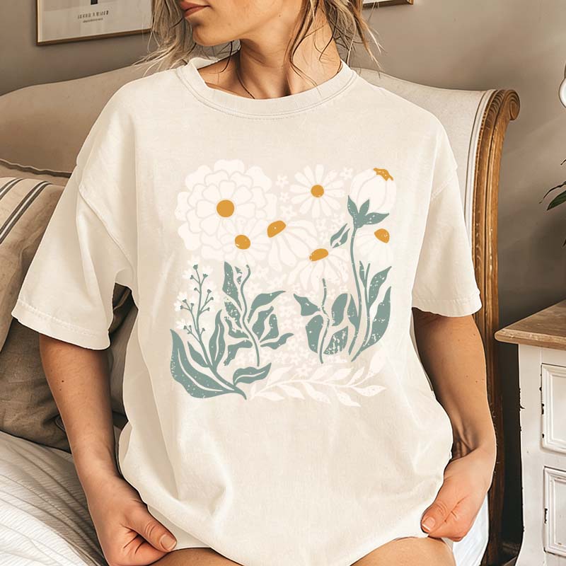 Vintage Wildflower Boho Daisy Flower T-Shirt