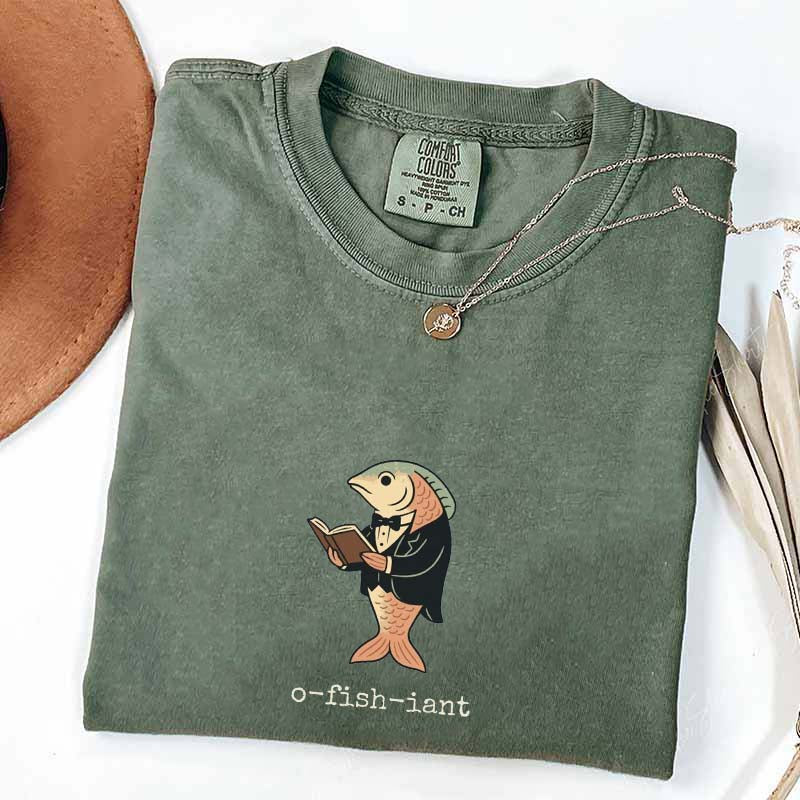 Funny Officiant Gift for Fisherman O-fish-iant T-Shirt