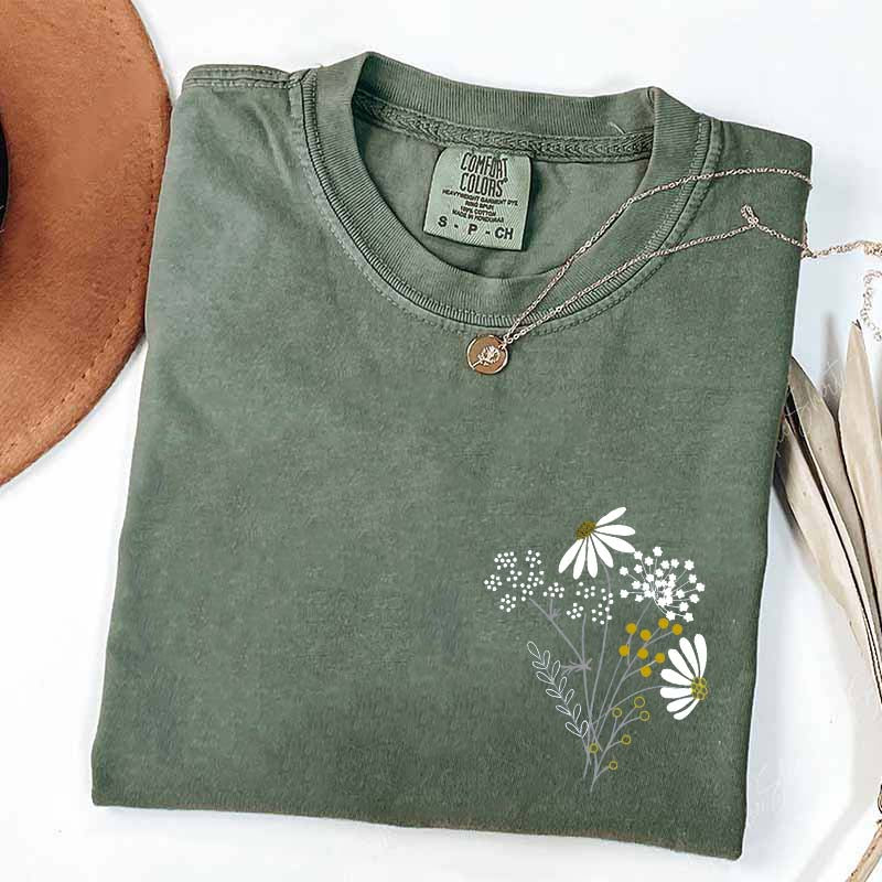 Minimal Daisy Flower T-Shirt