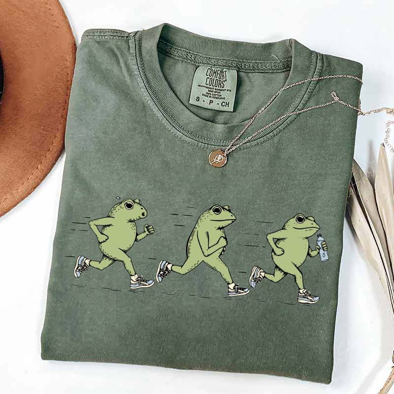 Funny Jogging Frogs Comfort Colors Runner T-Shirt
