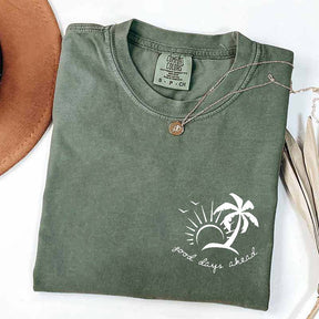 Cute Beach Vacation Summer Minimalist T-Shirt