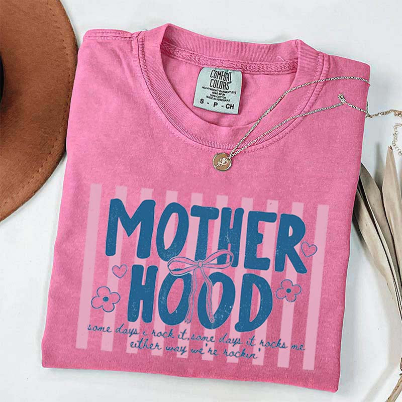 Retro Motherhood Trendy Mama Life T-Shirt