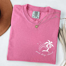 Cute Beach Vacation Summer Minimalist T-Shirt