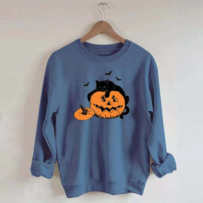 Vintage Black Cat Halloween Pumpkin Sweatshirt