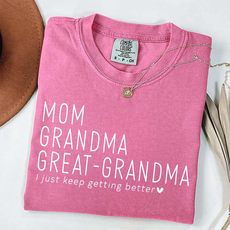 Mom Grandma Great-Grandma Pregnancy Announcement T-Shirt