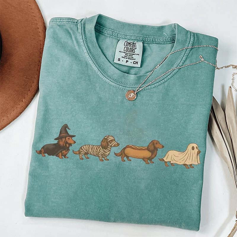Vintage Art Dachshund Halloween T-Shirt