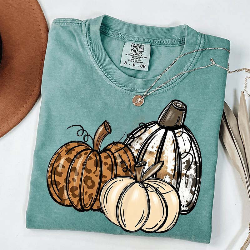 Leopard Pumpkin Thanksgiving Gift T-Shirt